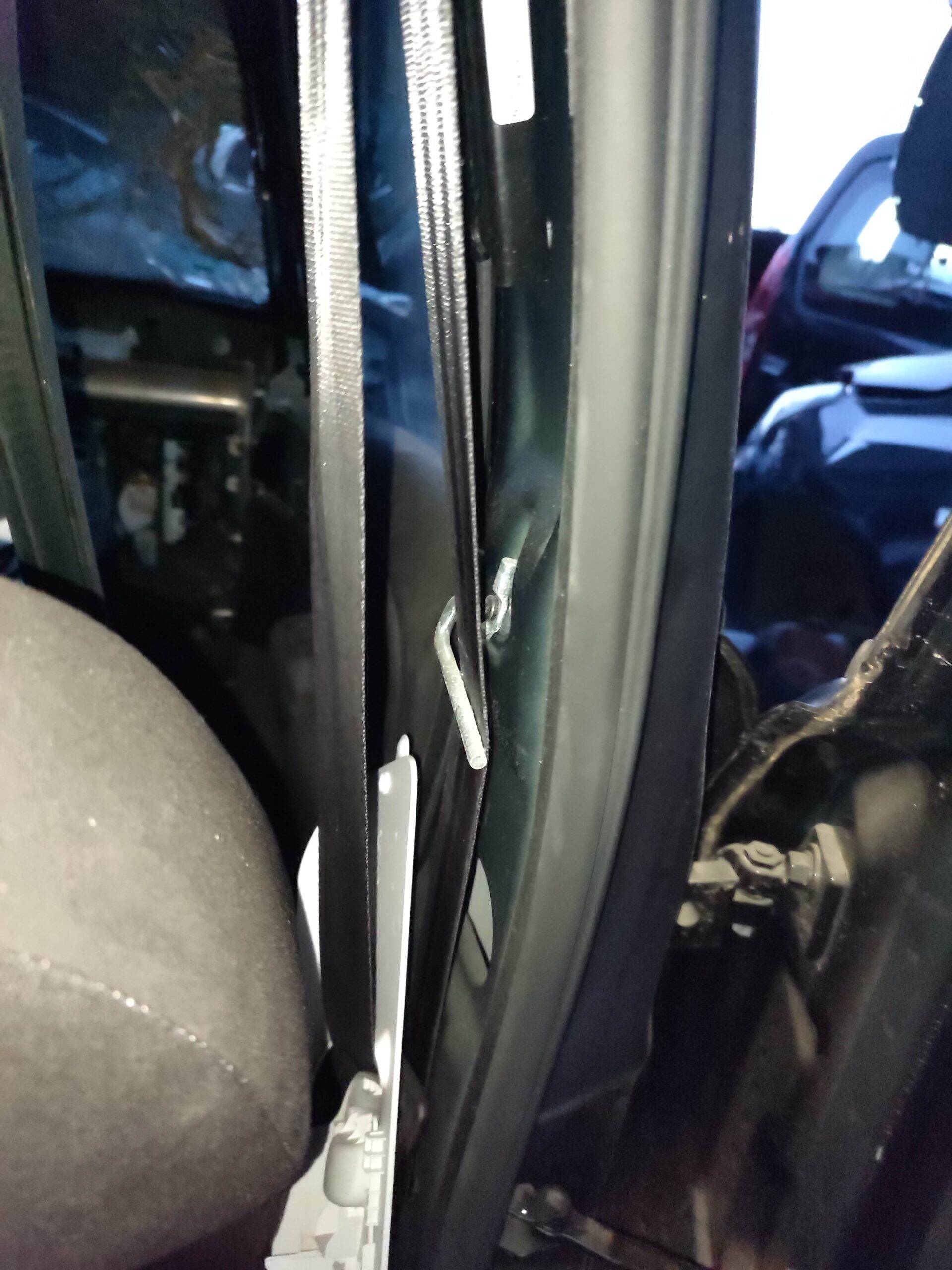 Cinturon seguridad delantero derecho opel corsa e (2014->)