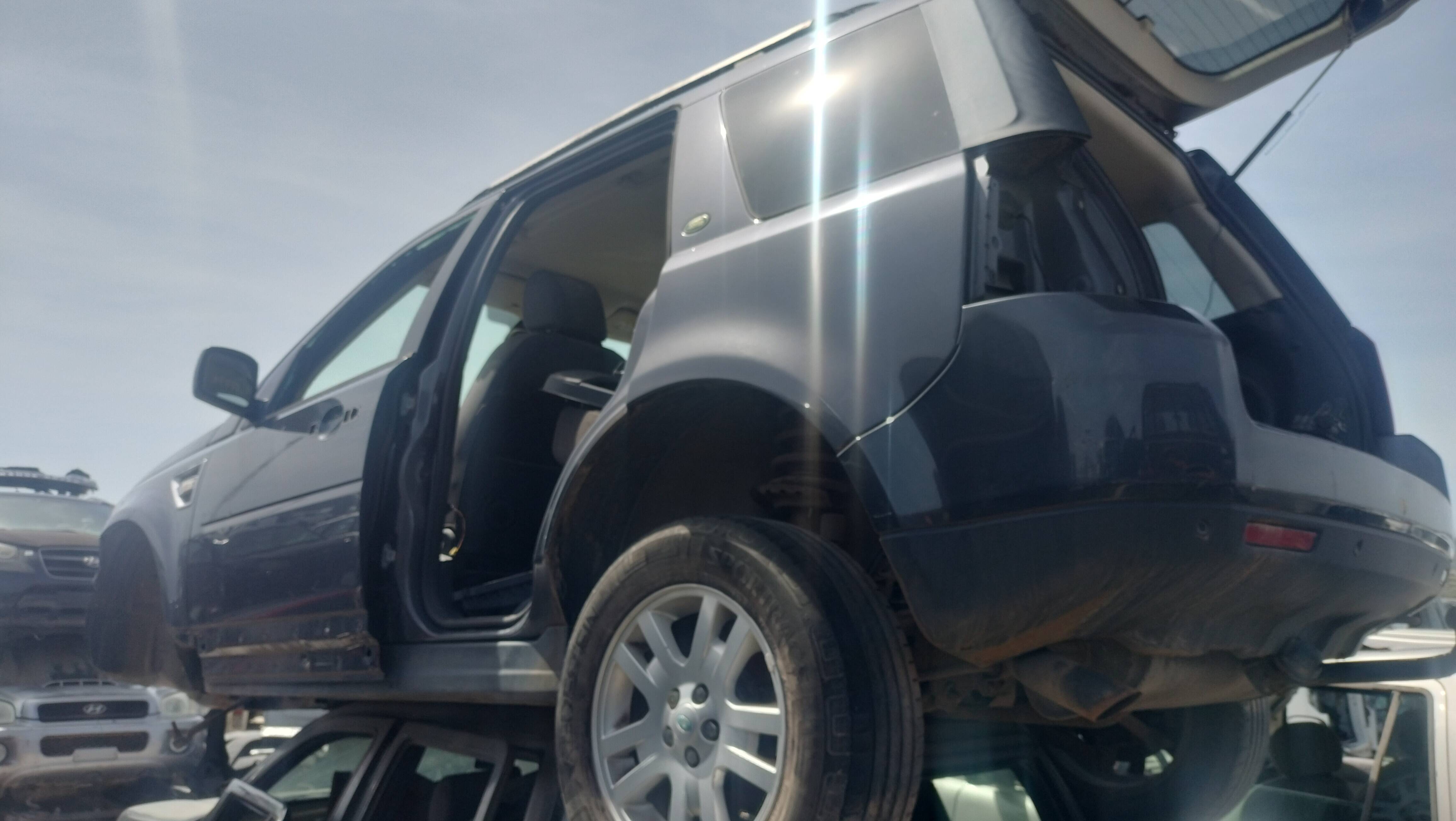 Amortiguador trasero izquierdo land rover freelander (lr2)(2007->)