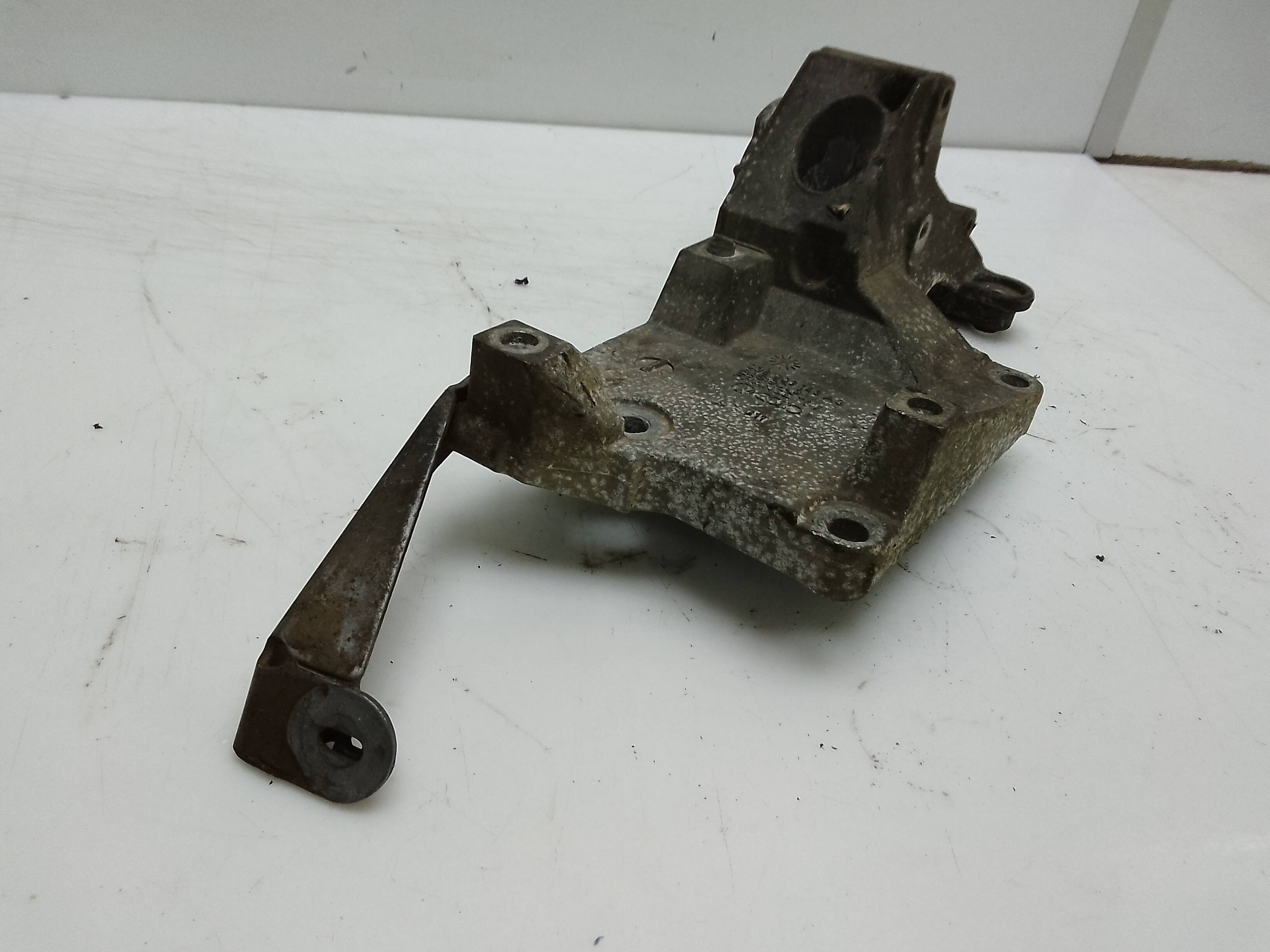 Soporte alternador audi a3 (8l)(09.1996->)