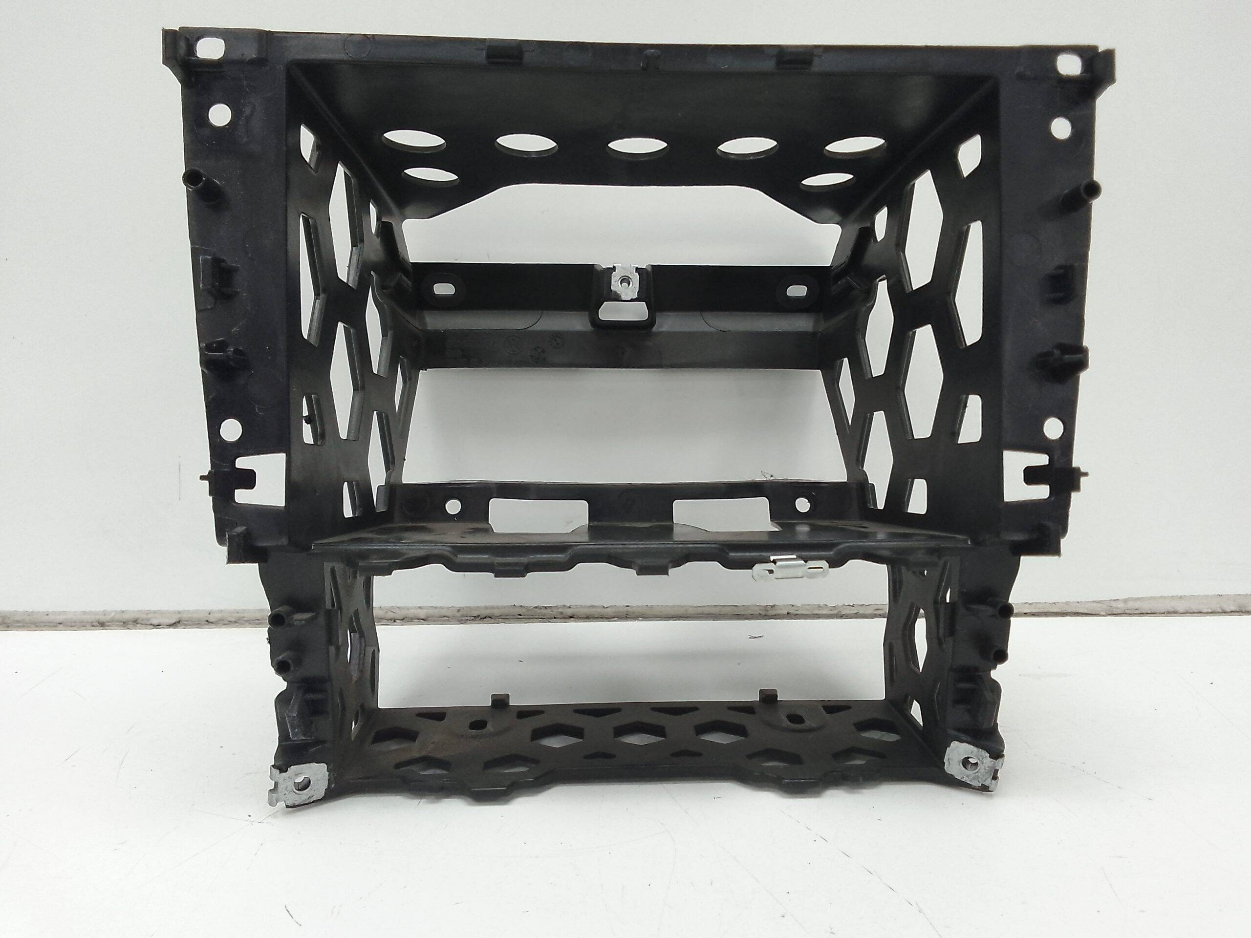 Moldura / consola radio volkswagen polo v (6r1)(06.2009->)