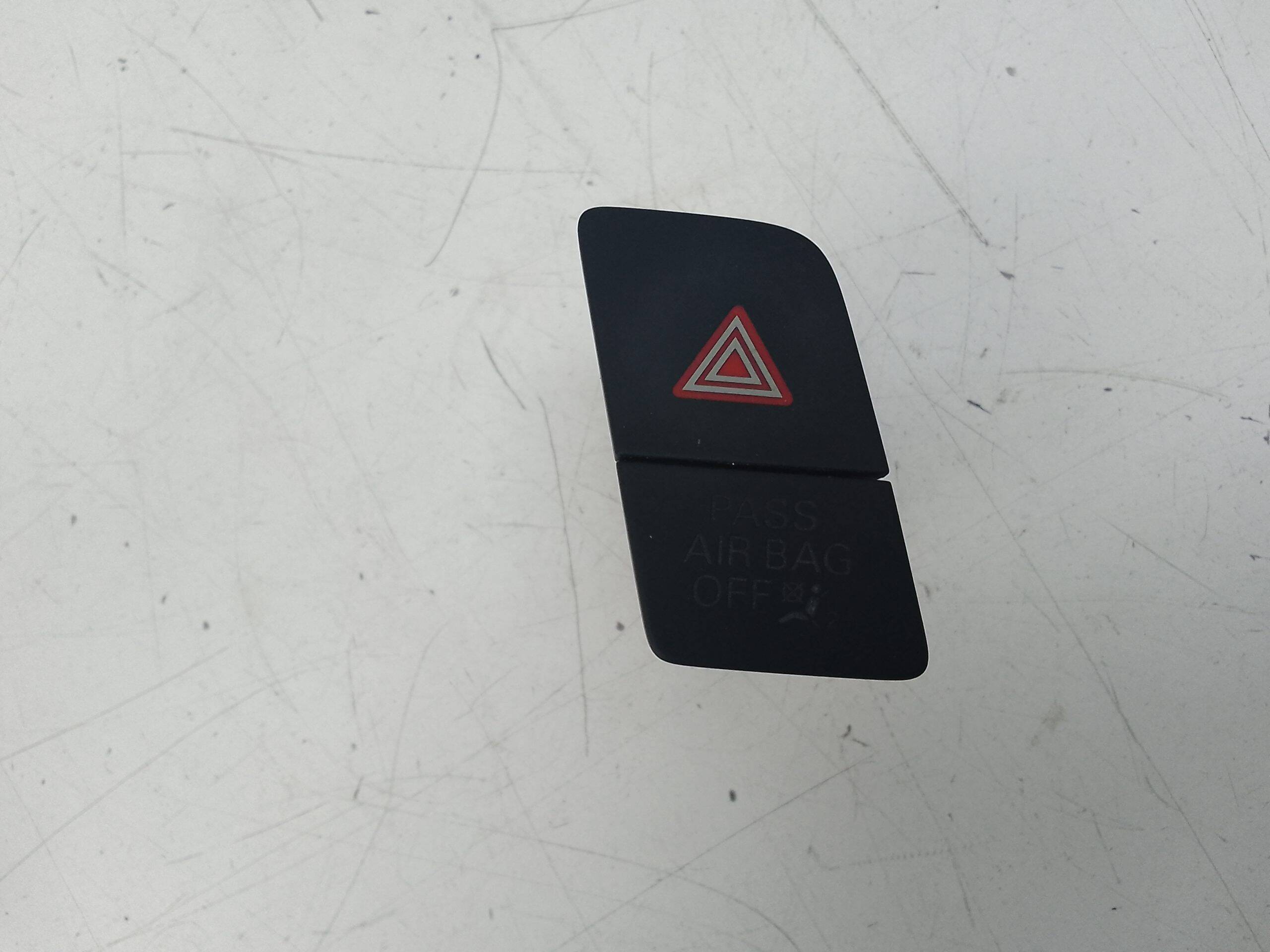 Warning audi q3 (8ug)(11.2014->)