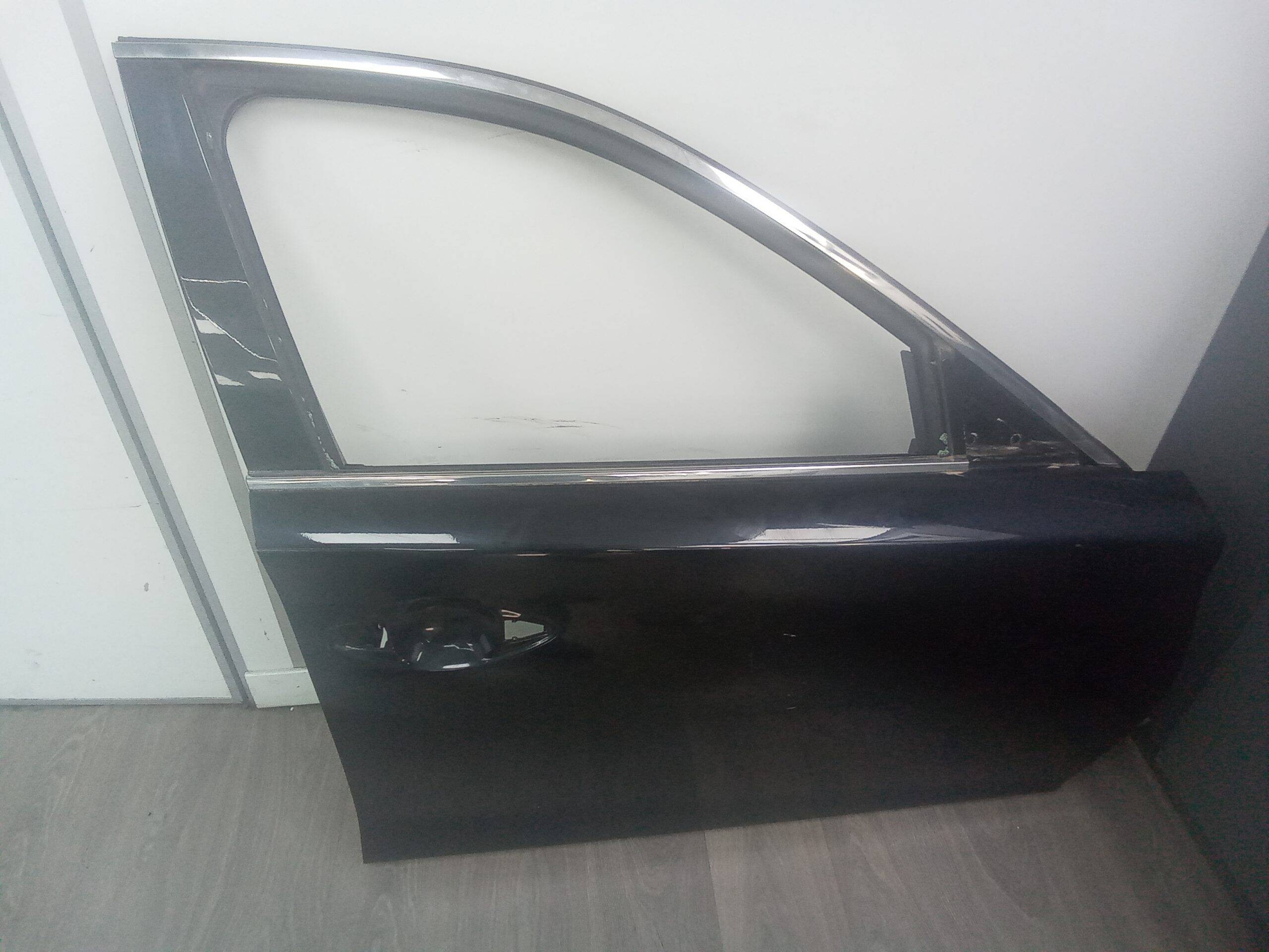 Puerta delantera derecha infiniti q50 (v37)(2013->)