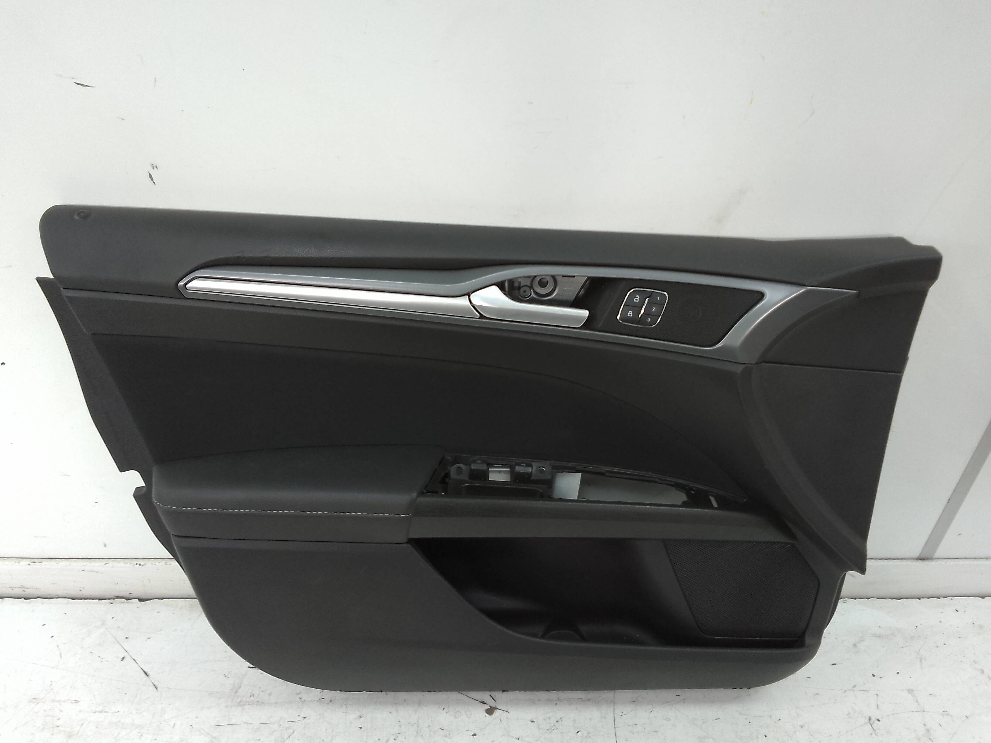 Guarnecido puerta delantera izquierda ford mondeo berlina (cng)(2014->)