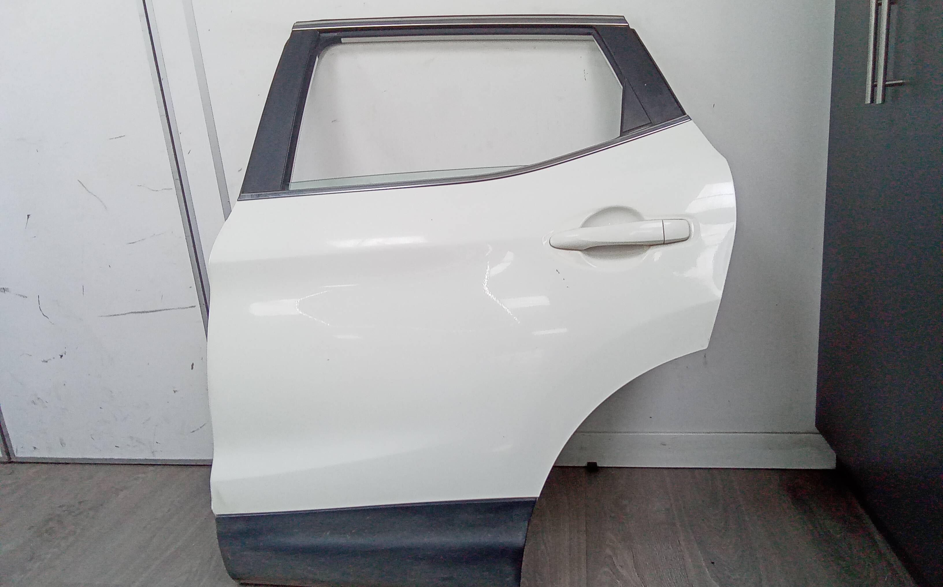 Puerta trasera izquierda nissan qashqai ii (j11e)(2013->)