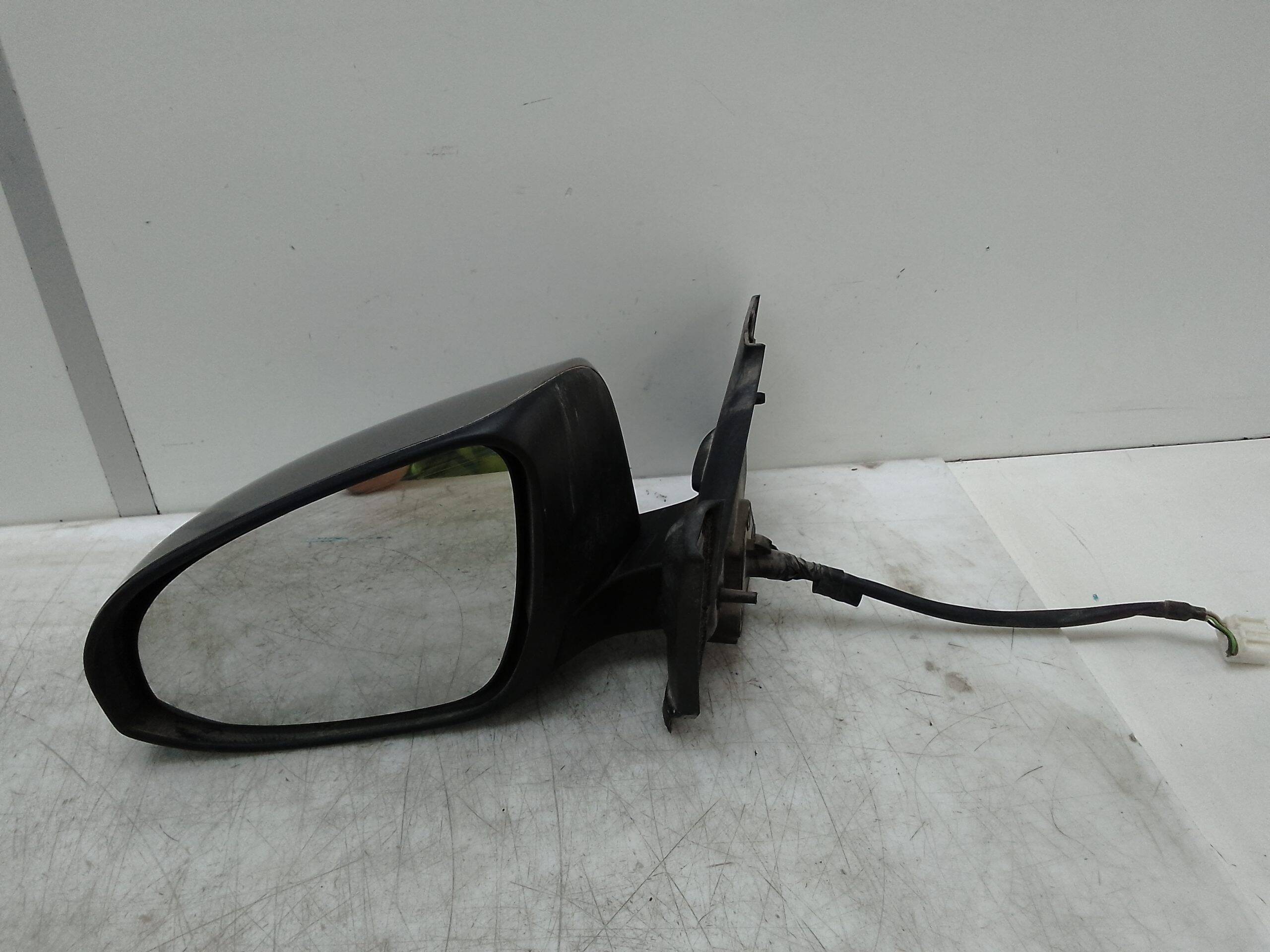 Retrovisor izquierdo electrico toyota yaris (xp13)(2017->)