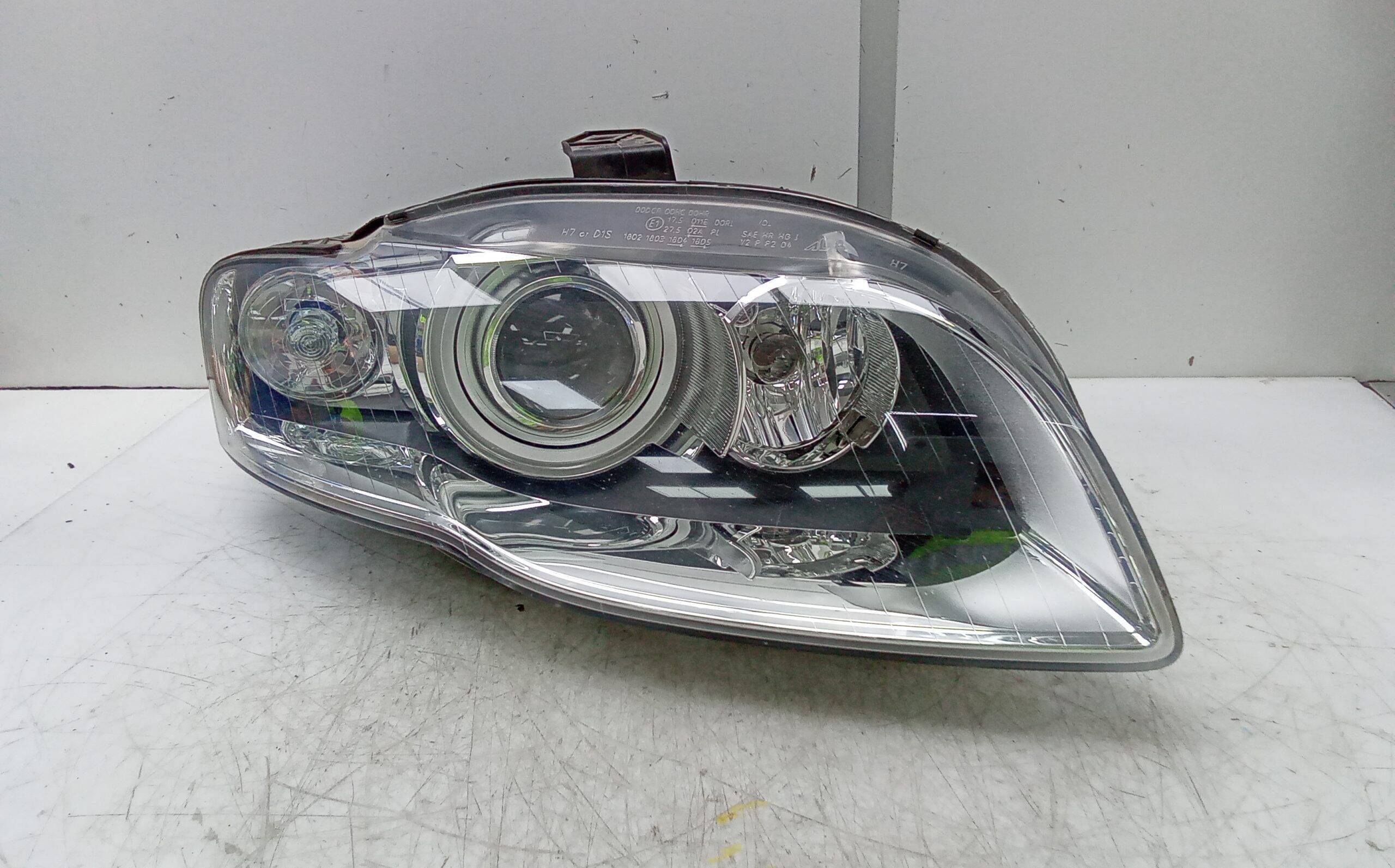 Faro derecho audi a4 berlina (8e)(2004->)