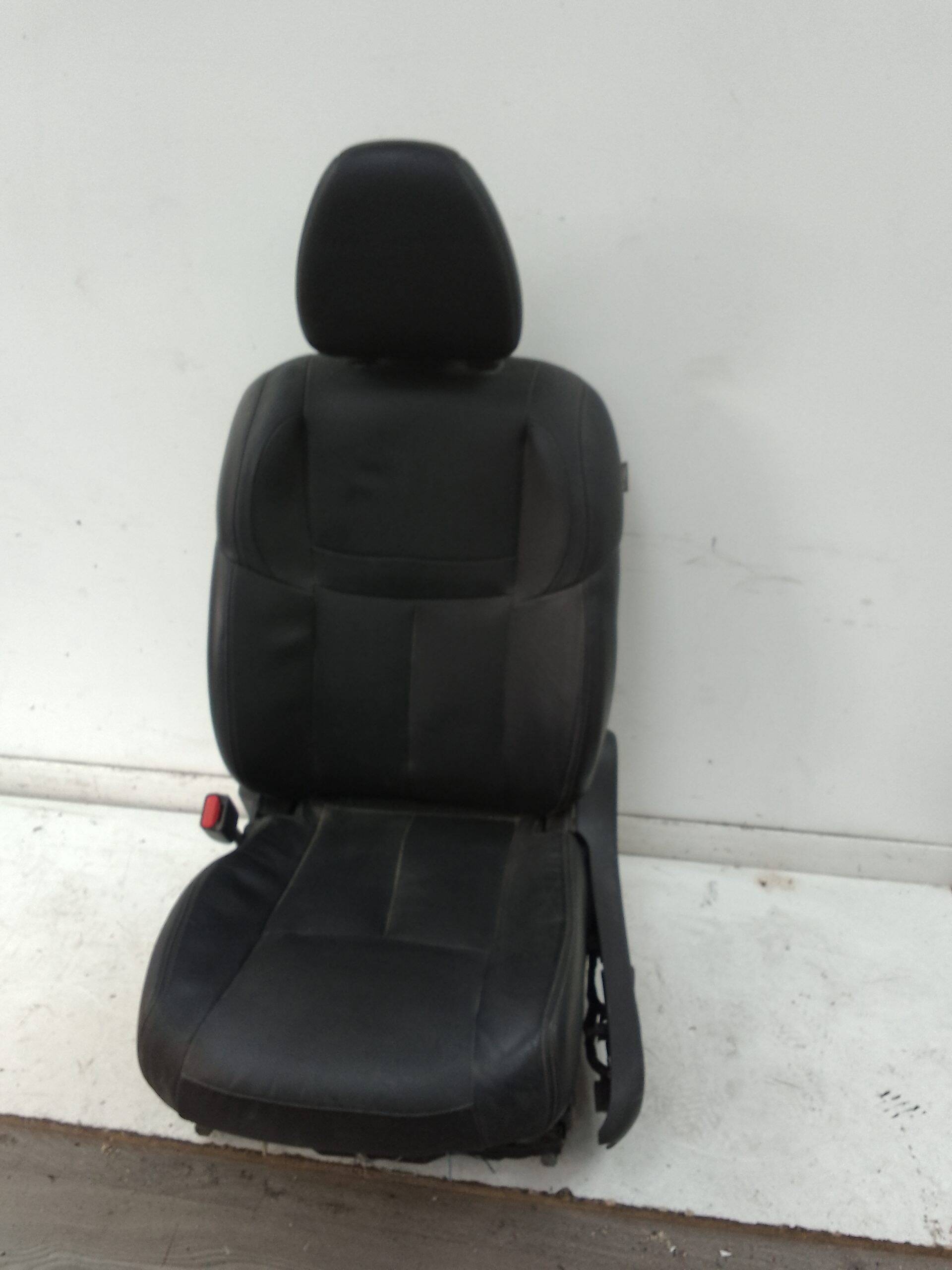 Asiento delantero izquierdo nissan x-trail iii (t32)(04.2014->)