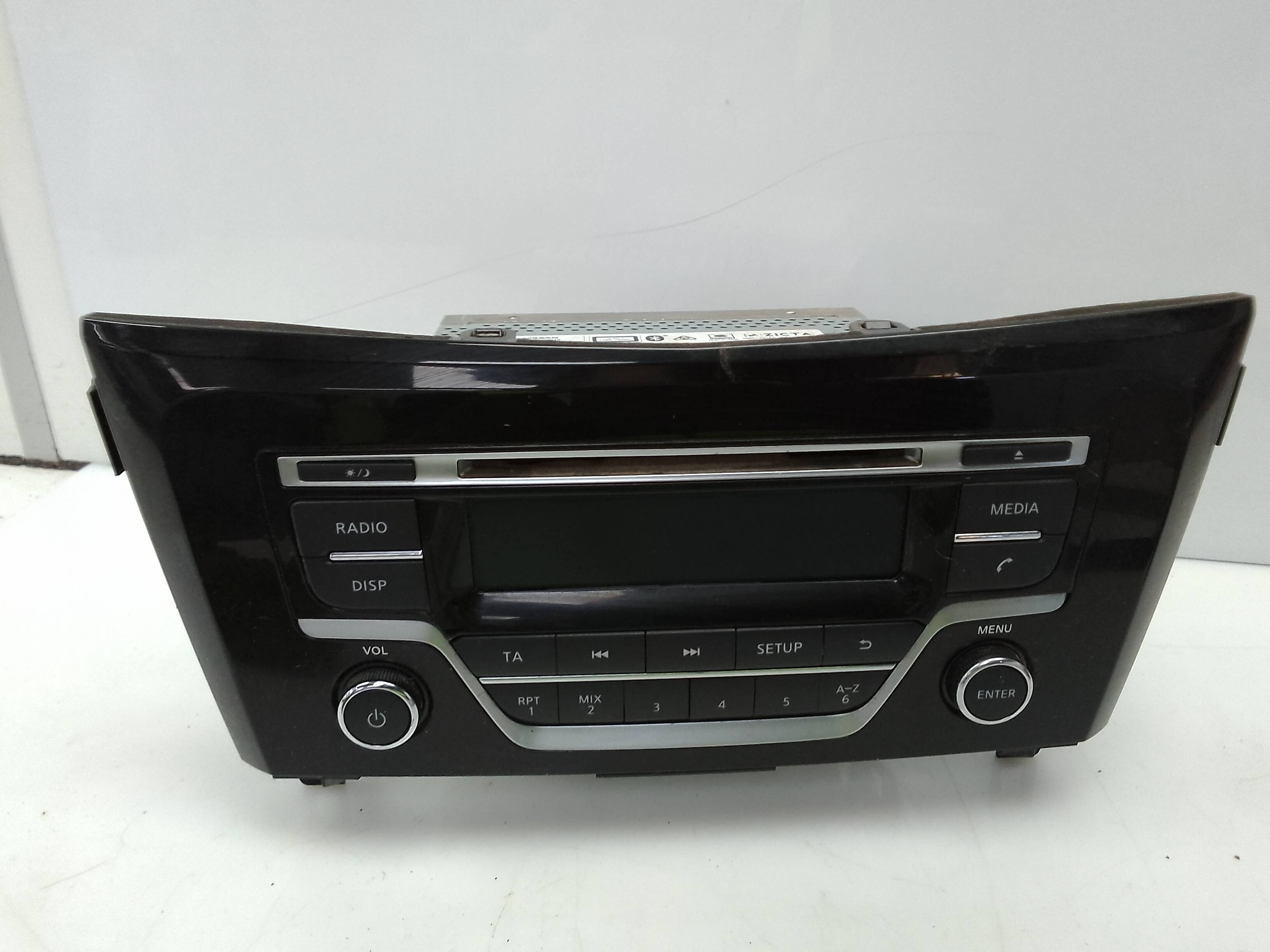 Radio nissan qashqai ii (j11e)(2013->)