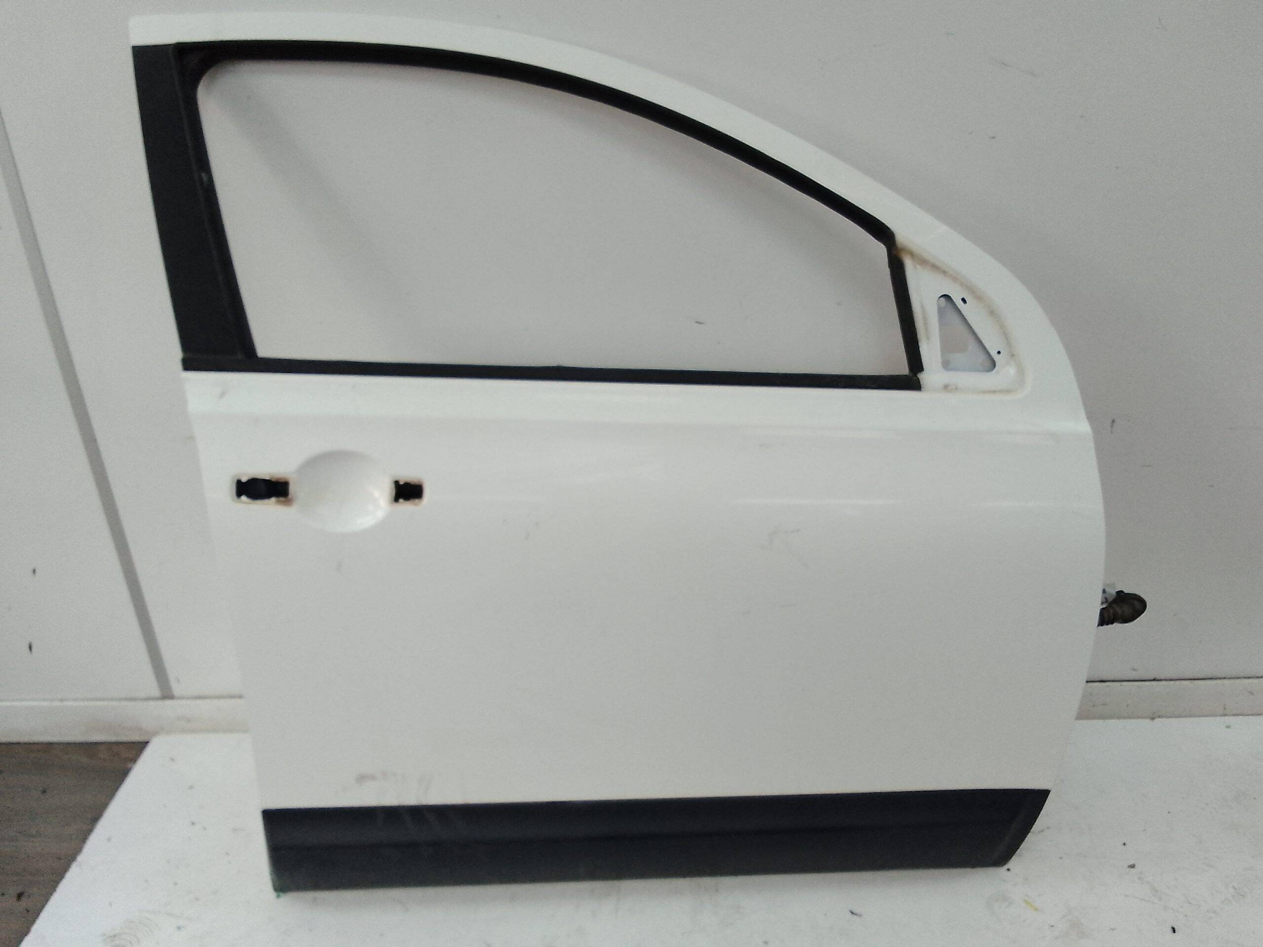 Puerta delantera derecha nissan qashqai (j10)(01.2007->)