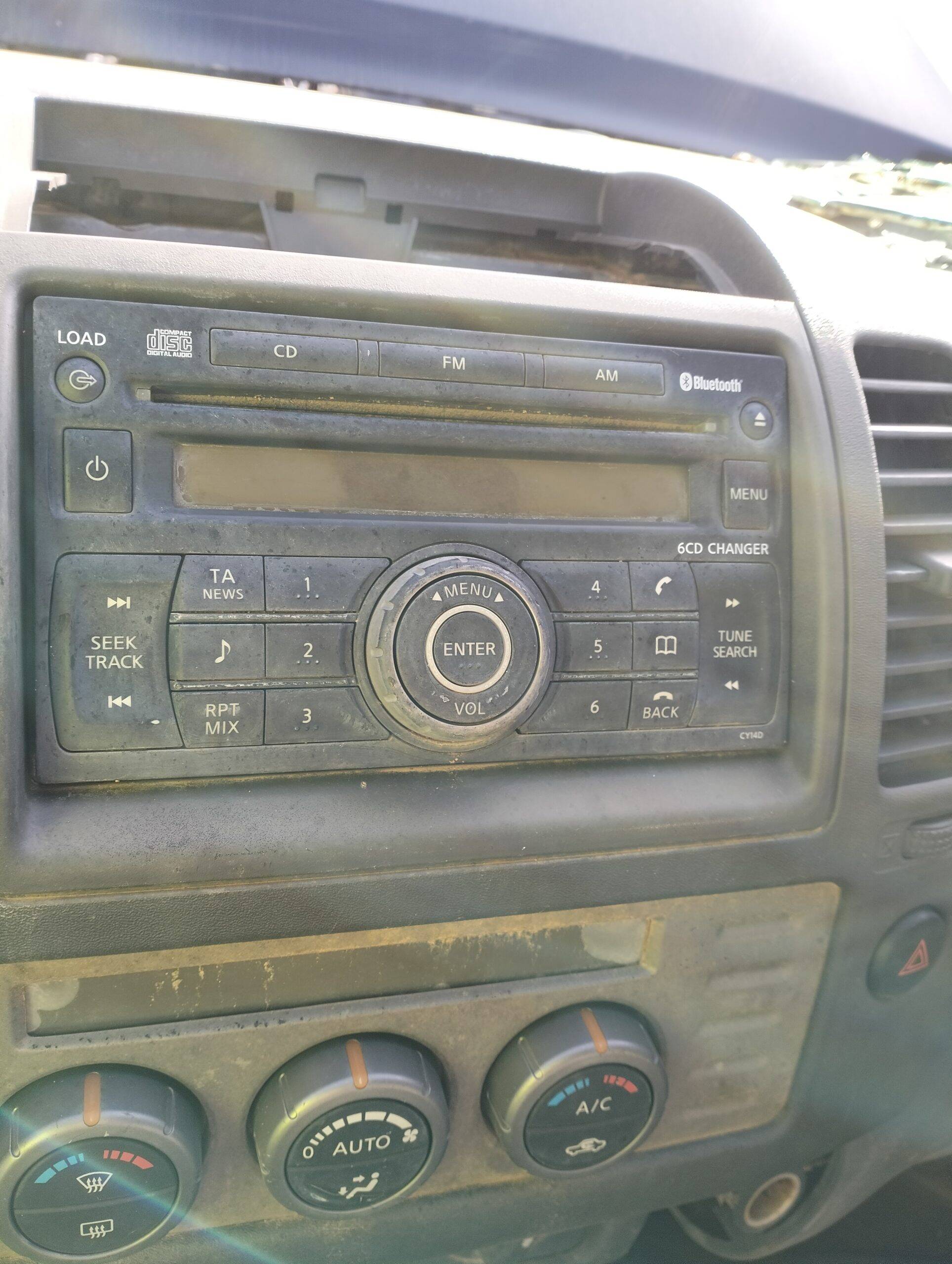 Sistema audio / radio cd nissan navara pickup (d40m)(05.2005->)