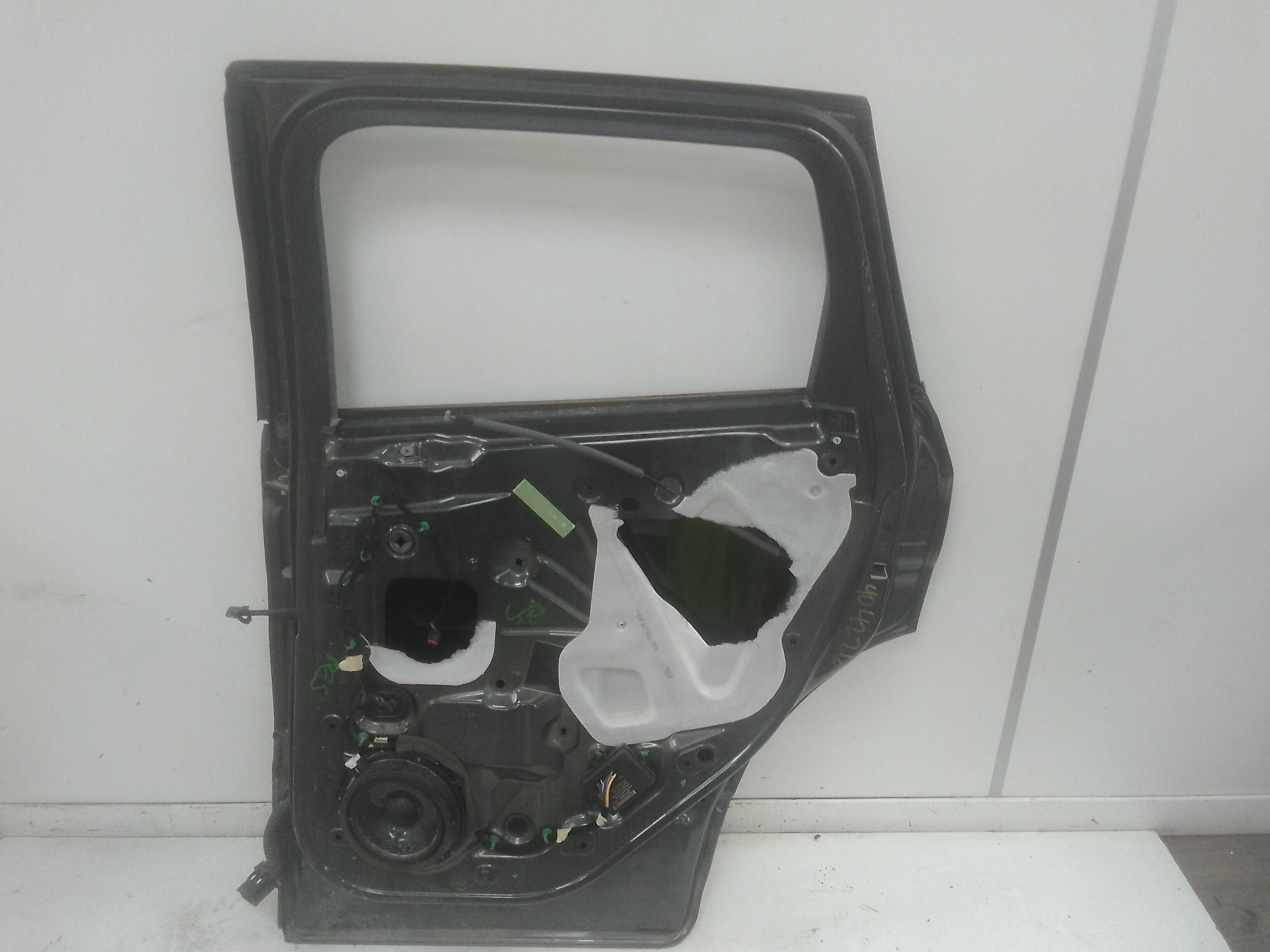 Puerta trasera derecha ford kuga (cbs)(2013->)