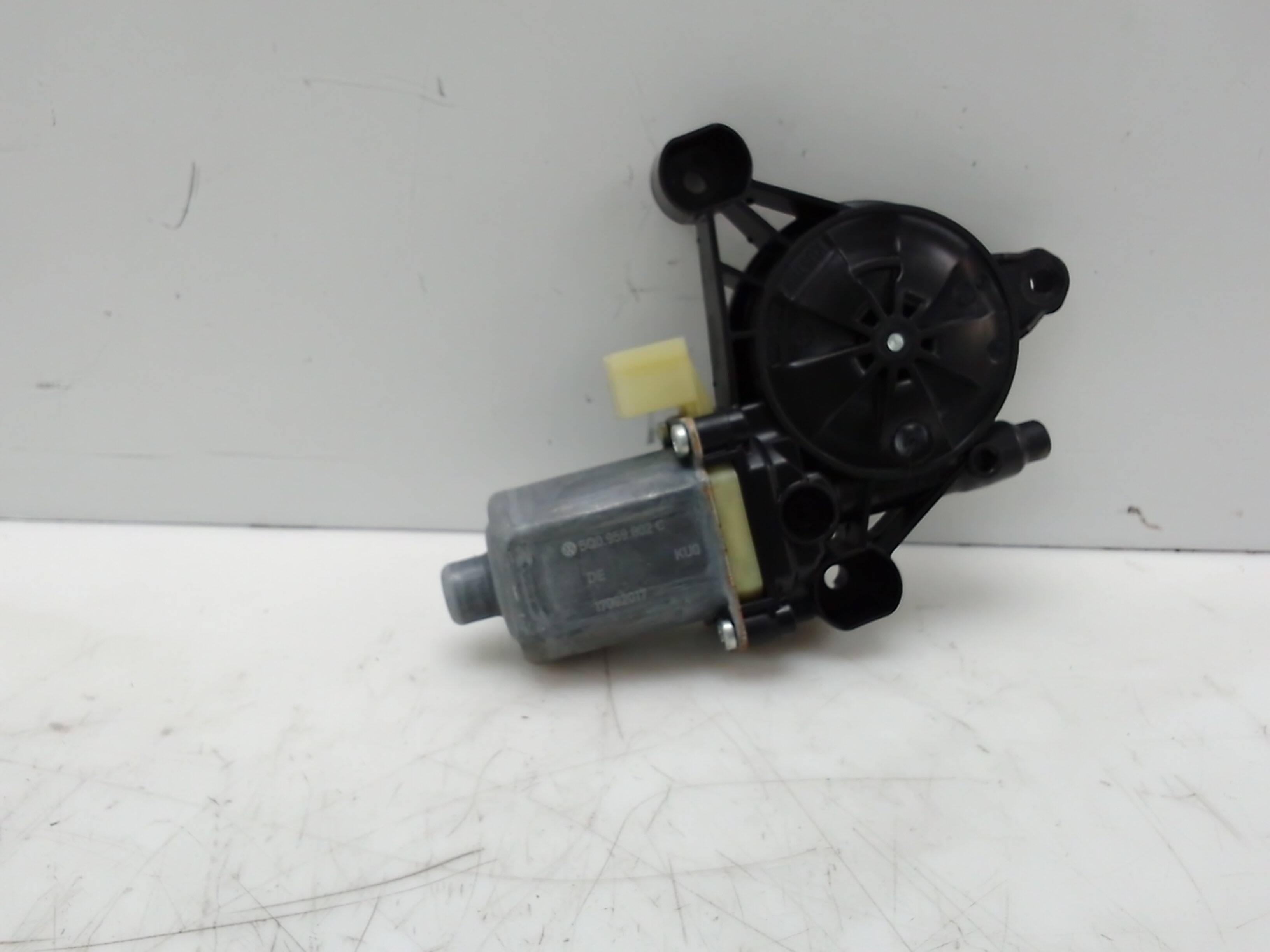 Motor elevalunas delantero derecho volkswagen tiguan (ad1)(01.2016->)