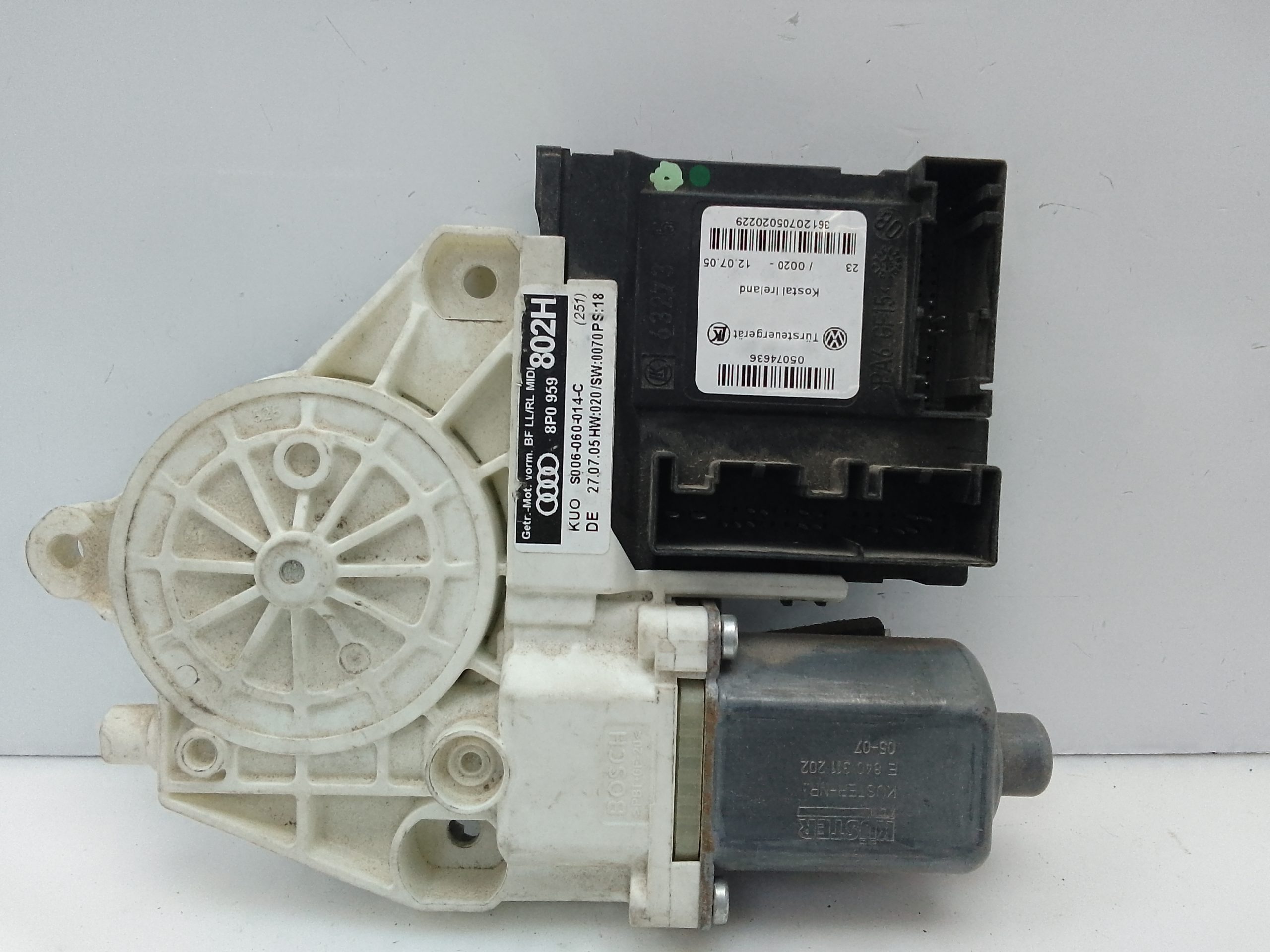 Motor elevalunas delantero derecho audi a3 (8p1)(05.2003->)